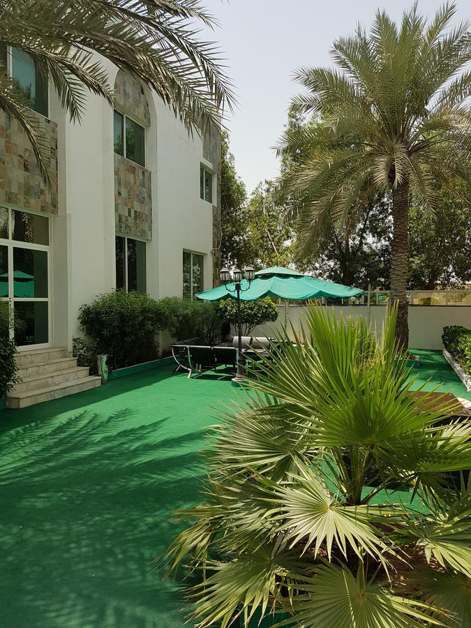 Green House Resort Sharjah Exteriör bild