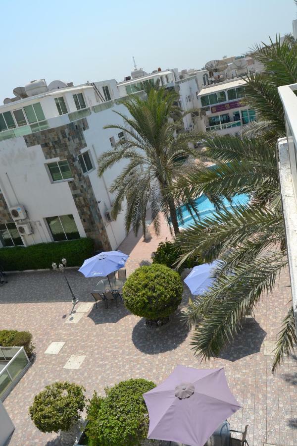 Green House Resort Sharjah Exteriör bild